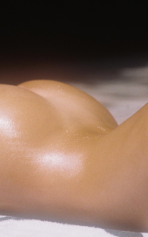 Welcome_to_paradise_issue_1-18_816453.jpg