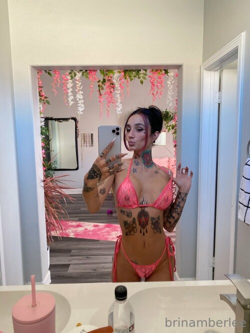 Brin Amberlee Nude Leaked Onlyfans Photo Brin Amberlee Nude Leaked Onlyfans Photo