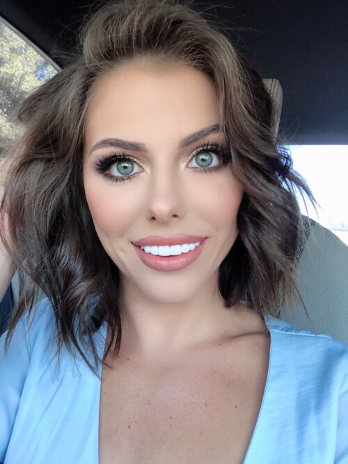 adrianachechik-1162590316899139584-20190817_010146-img1.jpg