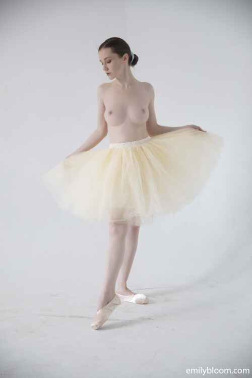Emily Bloom Nude Leaked Onlyfans Photo Emily Bloom Nude Leaked Onlyfans Photo