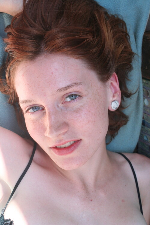 bettie_bondage-111000bf4db50c771c36.jpg