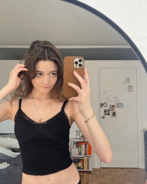 caitlinerinoneill_1656448917725.md.jpg