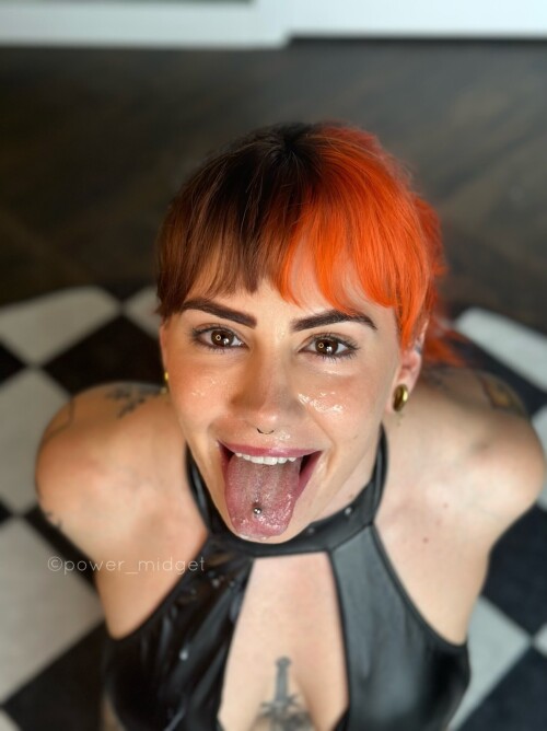 Peta Lloyd / power_midget Nude Leaked Onlyfans Photo Peta Lloyd / power_midget Nude Leaked Onlyfans Photo