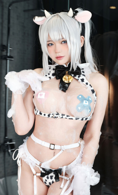 cow_girl_85_by_hiram_k_hackenbacker_df3e7oi-fullview4c15ac1a9574163b.jpg