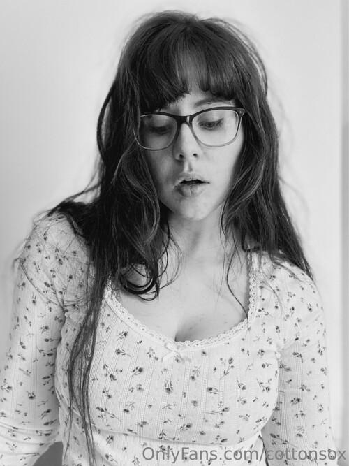 Alice Cotton Sox | Alicewinterhold Nude Leaked Onlyfans Photo Alice Cotton Sox | Alicewinterhold Nude Leaked Onlyfans Photo