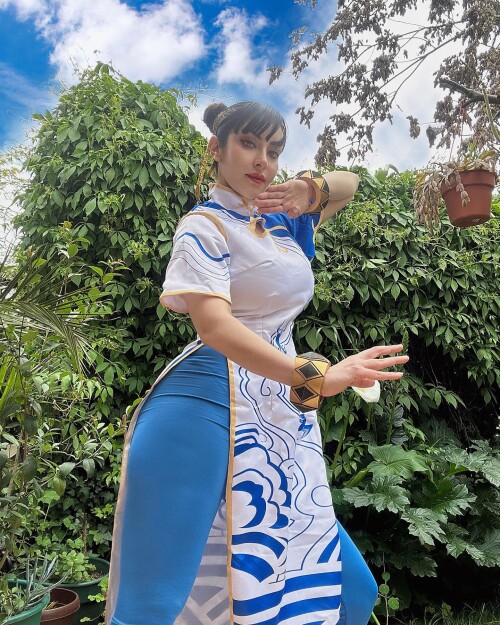 fabibiworldcosplay_3220184224702891329441462821603c715.jpg