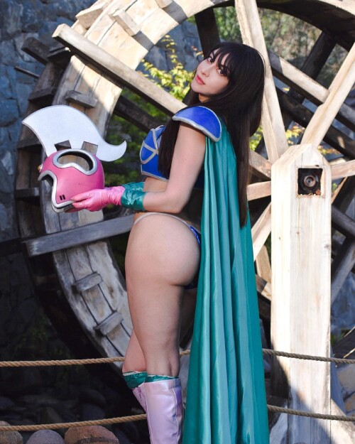 fabibiworldcosplay_32462965467519663691b548f0e3d065f02.jpg