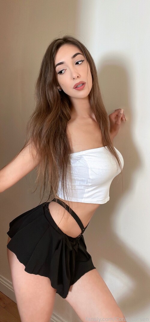 Coral Larsen Nude Leaked Onlyfans Photo Coral Larsen Nude Leaked Onlyfans Photo