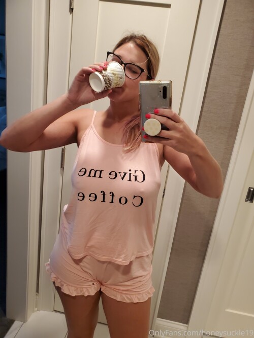 honeysuckle19-02-06-2021-2125660608-My-shirt-says-it-all-.md.jpg