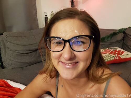 honeysuckle19-08-12-2019-100753242-Messy-morning-facial.md.jpg