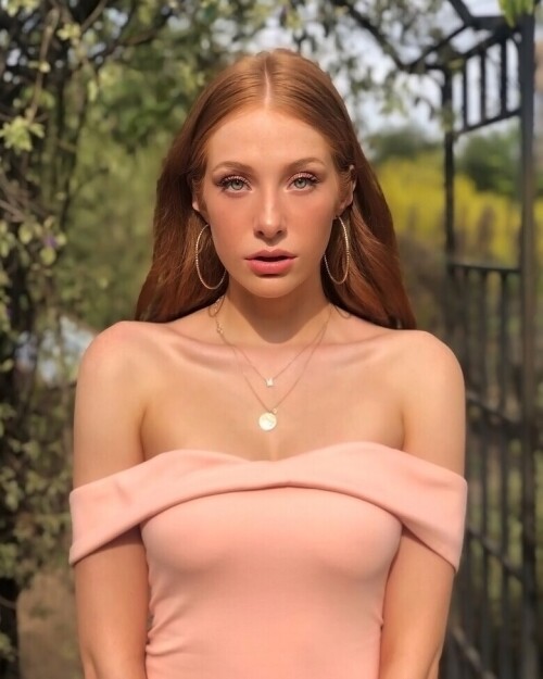 instagram-crush-madeline-ford-20210512-1022.md.jpg