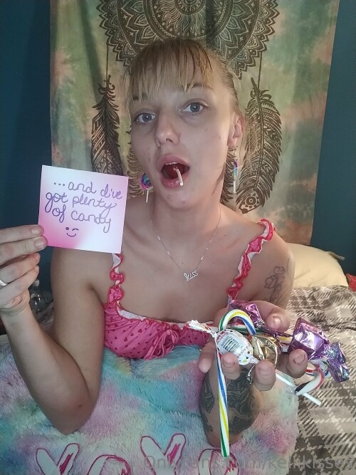 Kelli Kisses Nude Leaked Onlyfans Photo Kelli Kisses Nude Leaked Onlyfans Photo