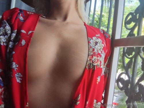 Kelli Kisses Nude Leaked Onlyfans Photo Kelli Kisses Nude Leaked Onlyfans Photo