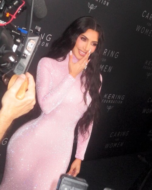 kimkardashian-2023-09-13T133516-0552bd1028e987b85c.md.jpg