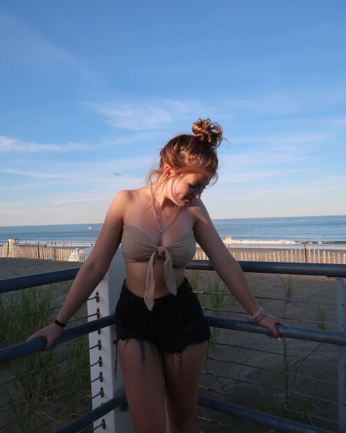 laurensuzaanne16570758832876083421111160304_1322293523304785a1c807821e7.md.jpg