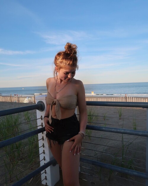 laurensuzaanne16570758832876083421170105551_1322293523376939e389b122a26.md.jpg
