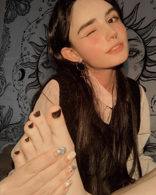 Loonassoftfeet Nude Leaked Onlyfans Photo Loonassoftfeet Nude Leaked Onlyfans Photo