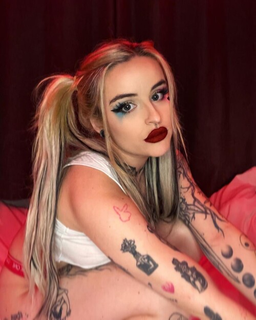 lyleelylee_275730928_700847434591890_7363505547936819720_n.jpg