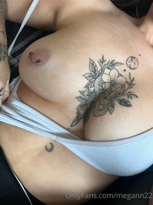 Megann22 Nude Leaked Onlyfans Photo Megann22 Nude Leaked Onlyfans Photo