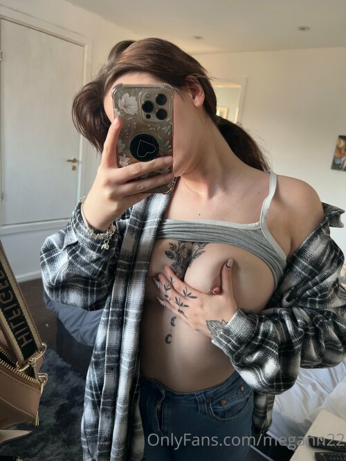 Megann22 Nude Leaked Onlyfans Photo Megann22 Nude Leaked Onlyfans Photo