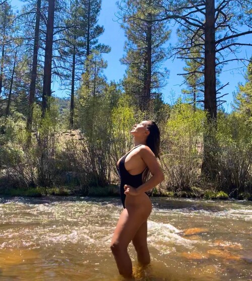 michellejoyphelps_95373787_1503756019830957_3287325376354472466_n.jpg