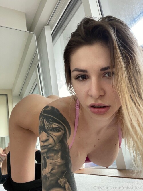 Tina - missttkiss Nude Leaked Onlyfans Photo