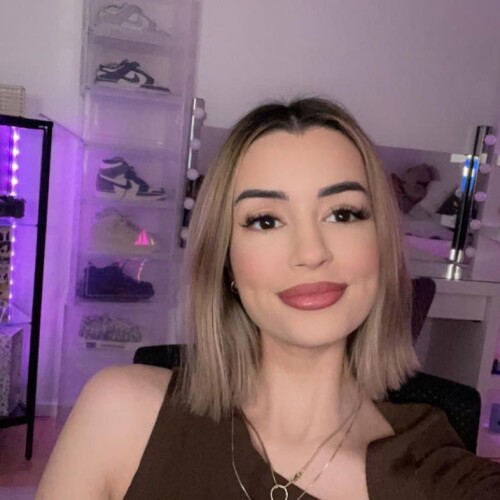 noraexplorerr_1675707706_3032378484590623298_387310726f98da540e8748b5.md.jpg