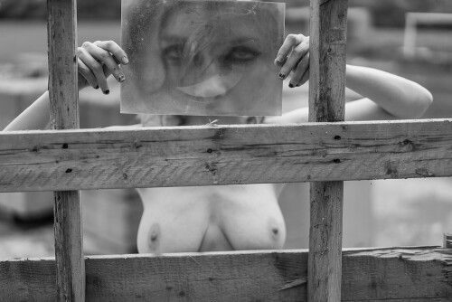 nude-black-and-white-art_32715ea606b9630065b6.md.jpg
