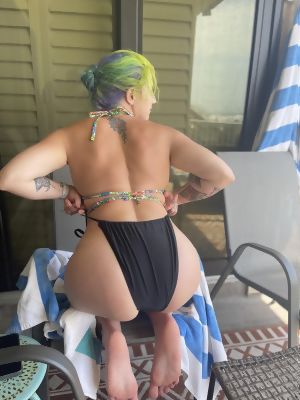 onlyfans-beach-bum-eeoHRh95e4bd6e92f72cea.jpg