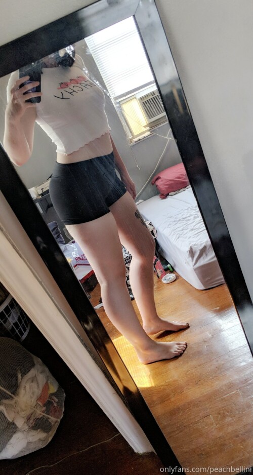 peachbellini Nude Leaked Onlyfans Photo peachbellini Nude Leaked Onlyfans Photo