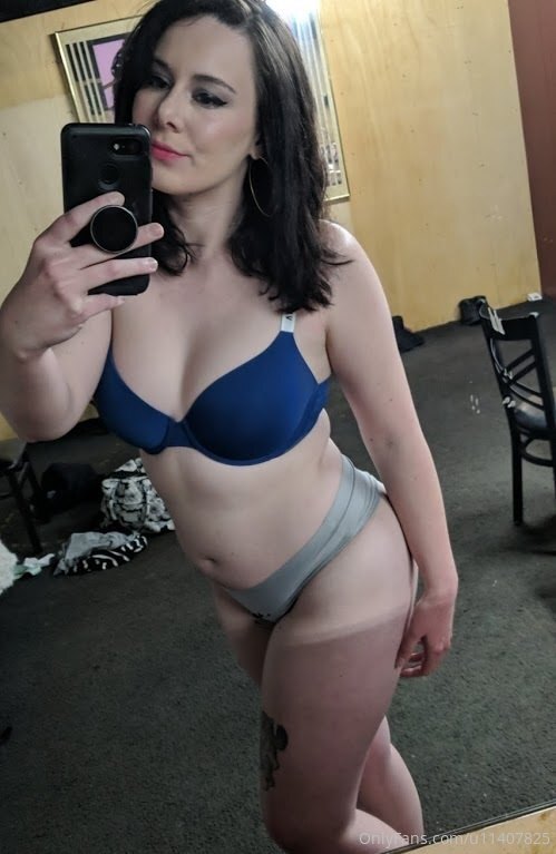 peachbellini Nude Leaked Onlyfans Photo peachbellini Nude Leaked Onlyfans Photo