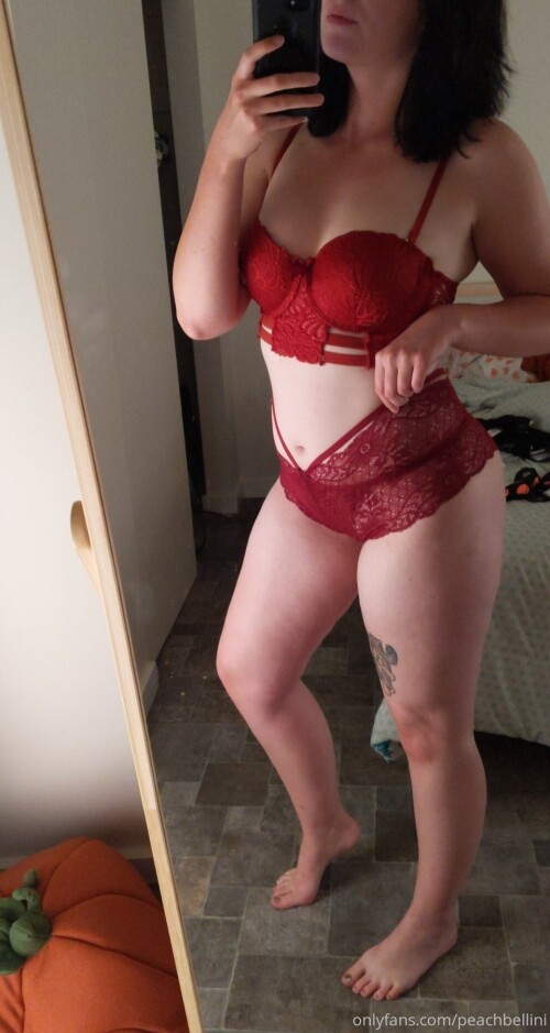 peachbellini Nude Leaked Onlyfans Photo peachbellini Nude Leaked Onlyfans Photo