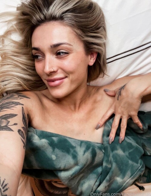 Miranda from The Circle US | Randibananas Nude Leaked Onlyfans Photo Miranda from The Circle US | Randibananas Nude Leaked Onlyfans Photo