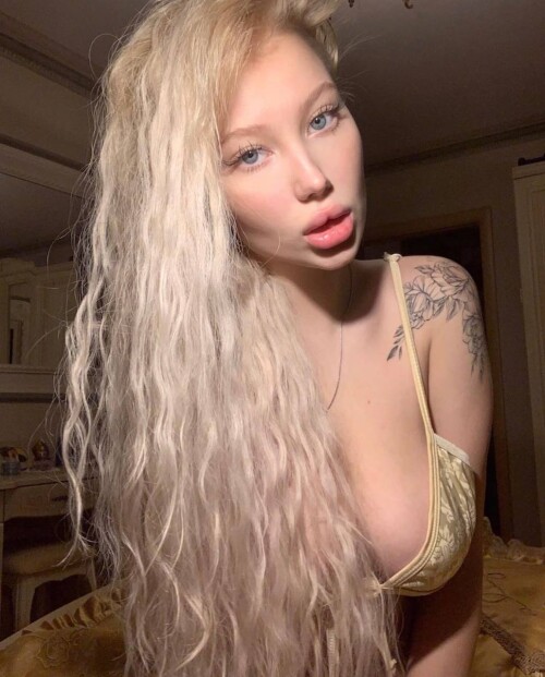 sofimoonlight | sophia_moonlight_vip | _1moonliight | Sofigonewild | sofi_milkys Nude Leaked Onlyfans Photo