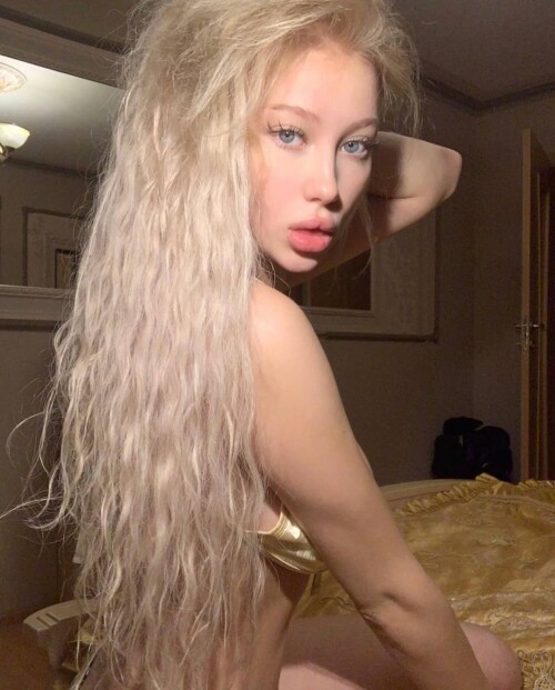 sofimoonlight | sophia_moonlight_vip | _1moonliight | Sofigonewild | sofi_milkys Nude Leaked Onlyfans Photo