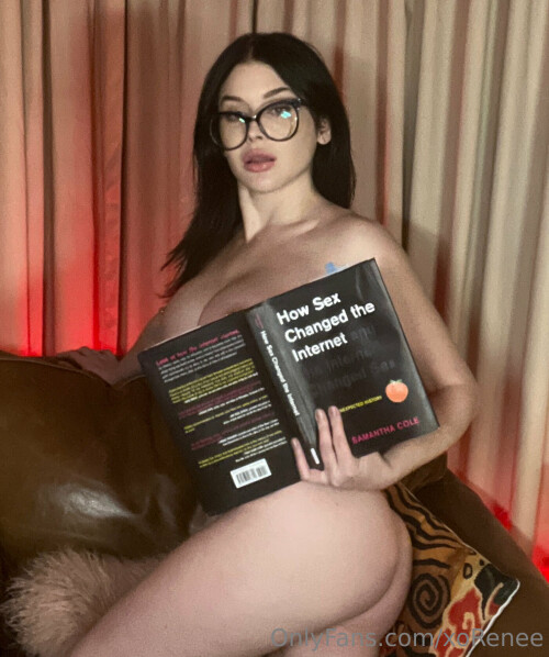Renee Olstead / xoreneeo Nude Leaked Onlyfans Photo