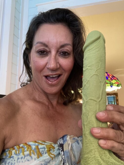 Persia Monir Nude Leaked Onlyfans Photo Persia Monir Nude Leaked Onlyfans Photo
