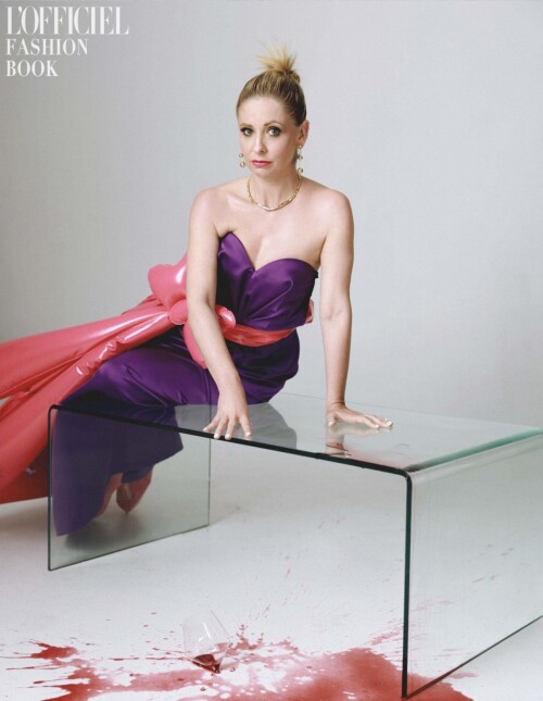 sarah michelle gellar for l officiel fashion book monte carlo june 2023 0