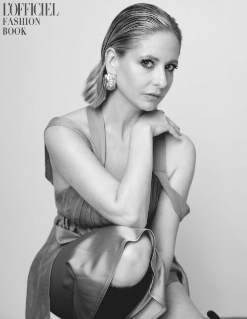 sarah michelle gellar for l officiel fashion book monte carlo june 2023 2