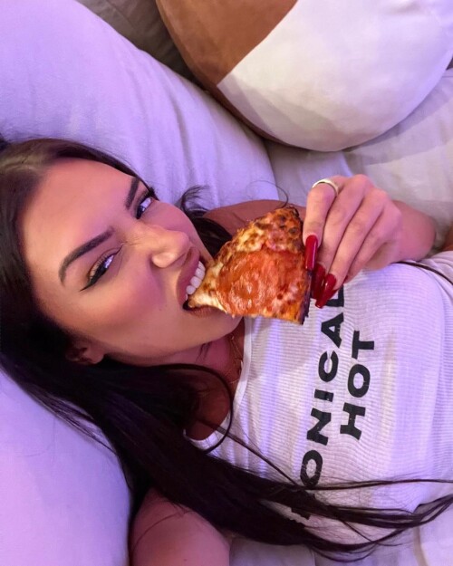 Anastasia Karanikolaou (Stassiebaby) Photo 1