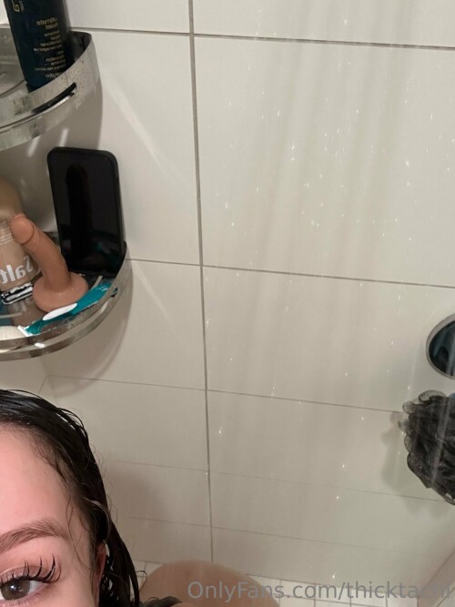 Jilikat/thicktachi Nude Leaked Onlyfans Photo Jilikat/thicktachi Nude Leaked Onlyfans Photo