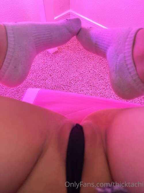 Jilikat/thicktachi Nude Leaked Onlyfans Photo Jilikat/thicktachi Nude Leaked Onlyfans Photo