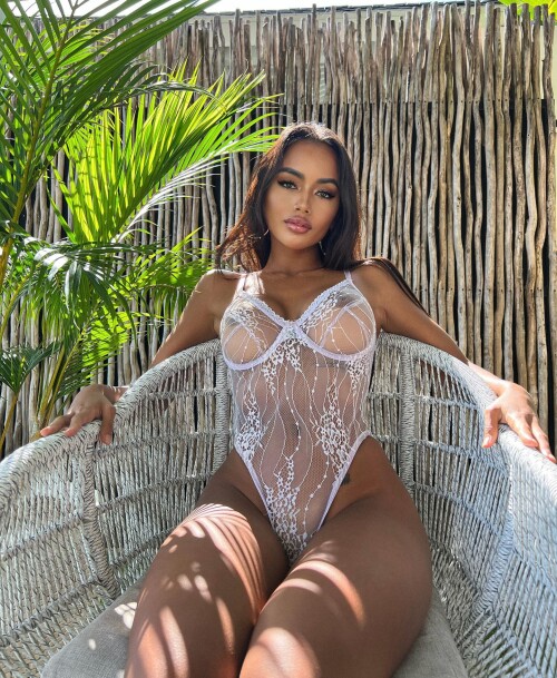 Carla Piece of Art Nude Leaked Onlyfans Photo Carla Piece of Art Nude Leaked Onlyfans Photo