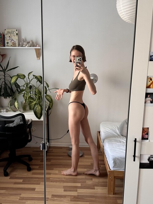 YouRina Nude Leaked Onlyfans Photo YouRina Nude Leaked Onlyfans Photo