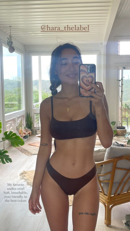 yaknowme_hitomi-12072022-000138bff0371f1a864b.md.jpg